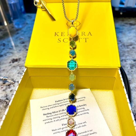 NWT Kendra Scott Darrell Necklace Ombré Stones Yellow Gold STUNNING & Amazing! - Picture 12 of 17